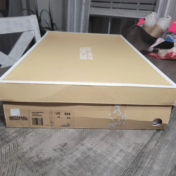 NIB Michael Kors Women's Knee High Leather Boots Dark Caramel NIB Size 5 - Picture 8 of 9